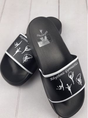 Тапки з гімнастками р. 30, 31, 32 Тапки з гімнастками р. 30, 31, 32