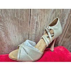 Соціальне взуття GALEX - Емілія